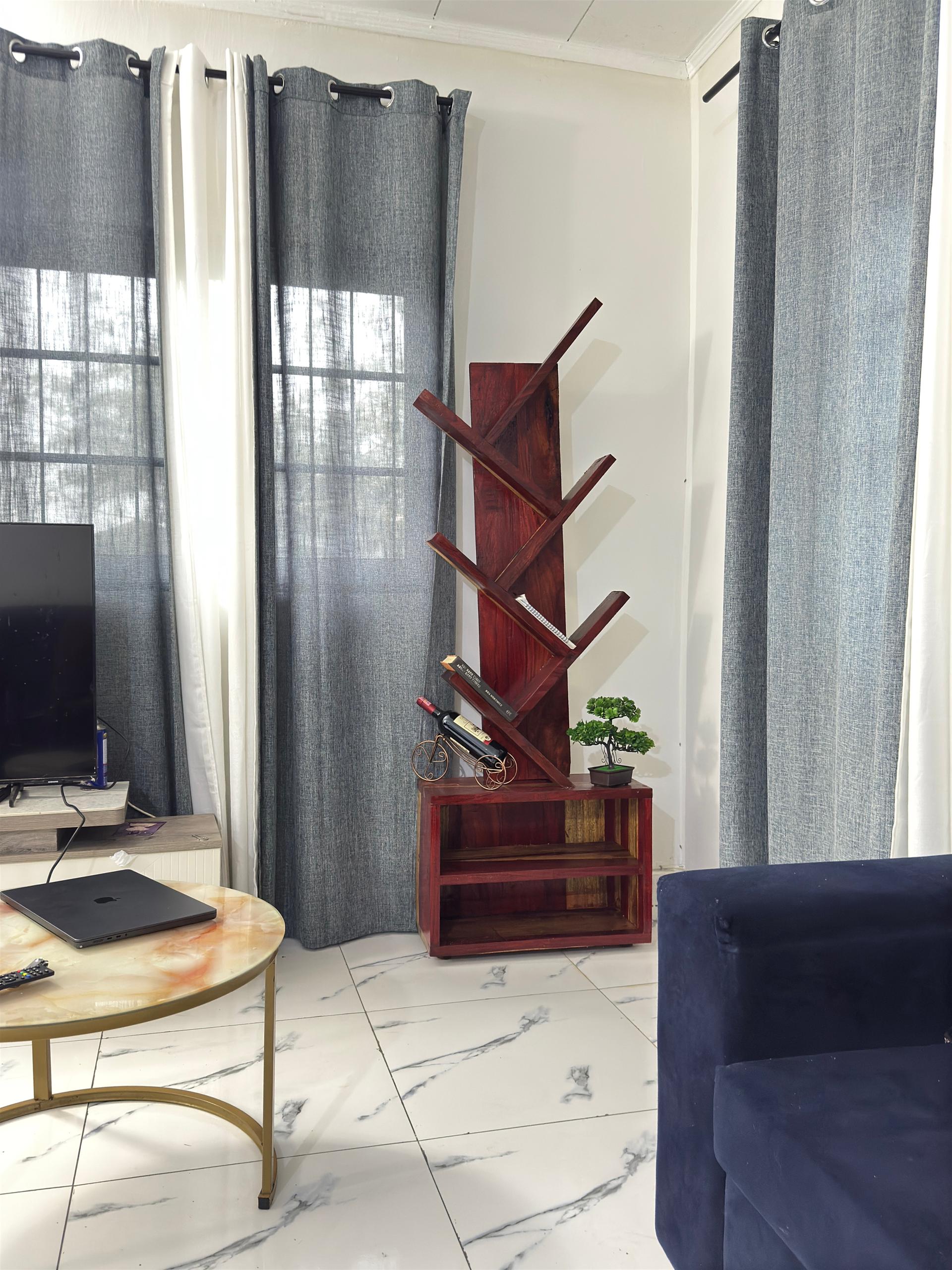 Standing Tree Bookshelf – Handcrafted Mahogany Zigzag Shelves with Integrated Storage Base | Custom Woodworking by SUBER-Craftex